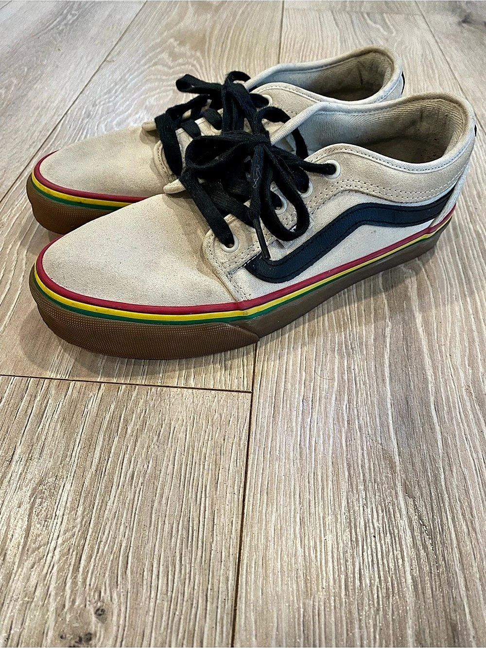 Vans Old Skool Sneakers in White & Black US men 7